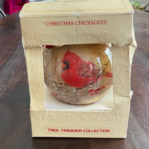 1979 Hallmark Holiday Ornament “Christmas Chickadees” - Picture 4 of 5